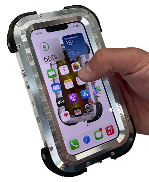 EX Zone 1 iPhone 13 .